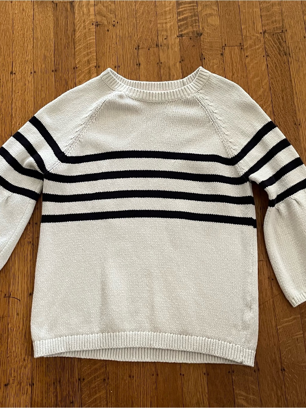 Boden Cream / Soft White  Sweater with Black Stripe ~ Accent Sleeves